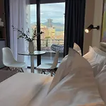 Magnetic Apartments